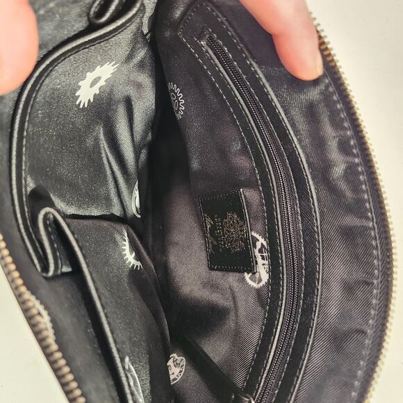 Disney Alice Through The Looking Glass Colleen Atwood Collection Collab Wristlet - Picture 4 of 6